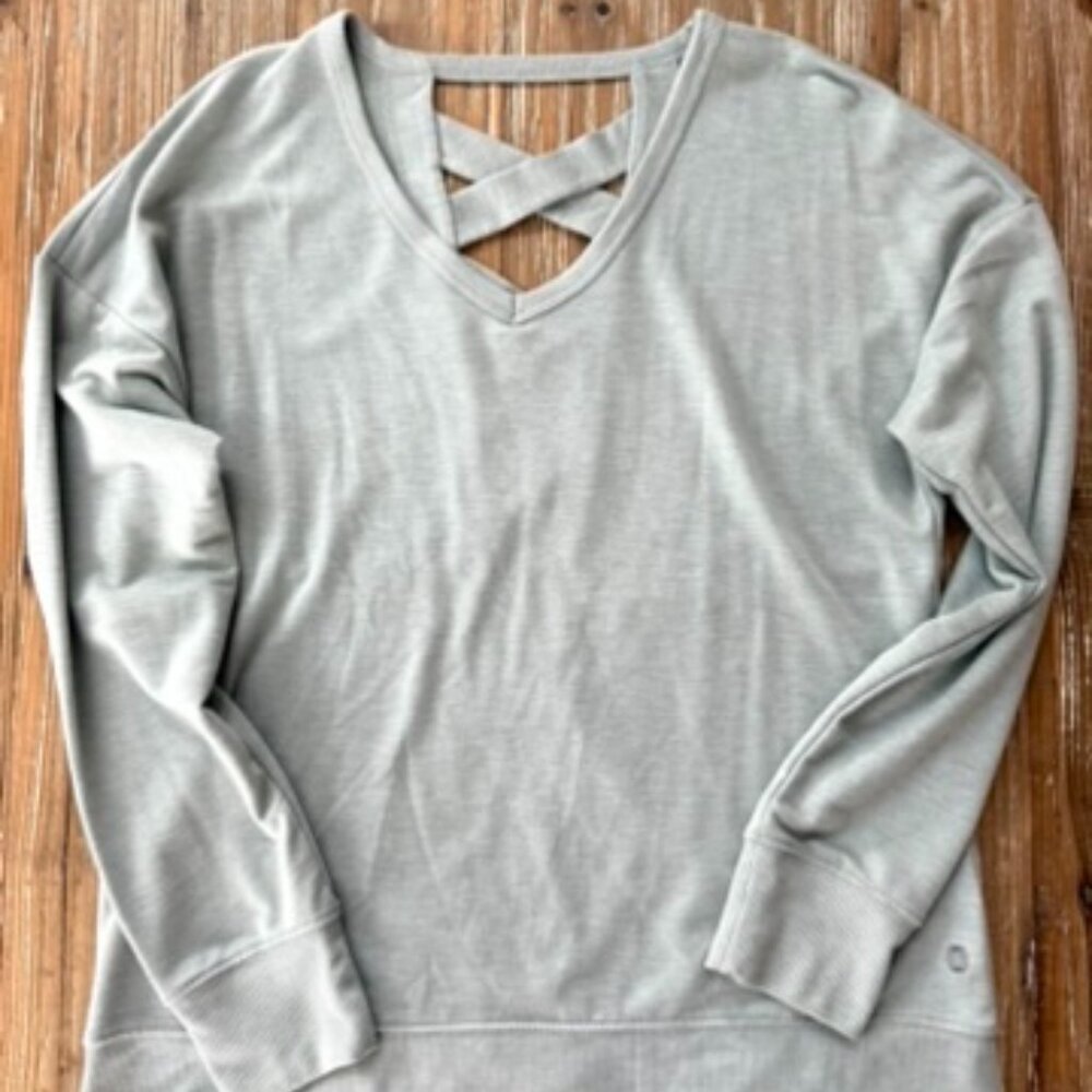 Athleta Balance Collection Top (M) Muted Green